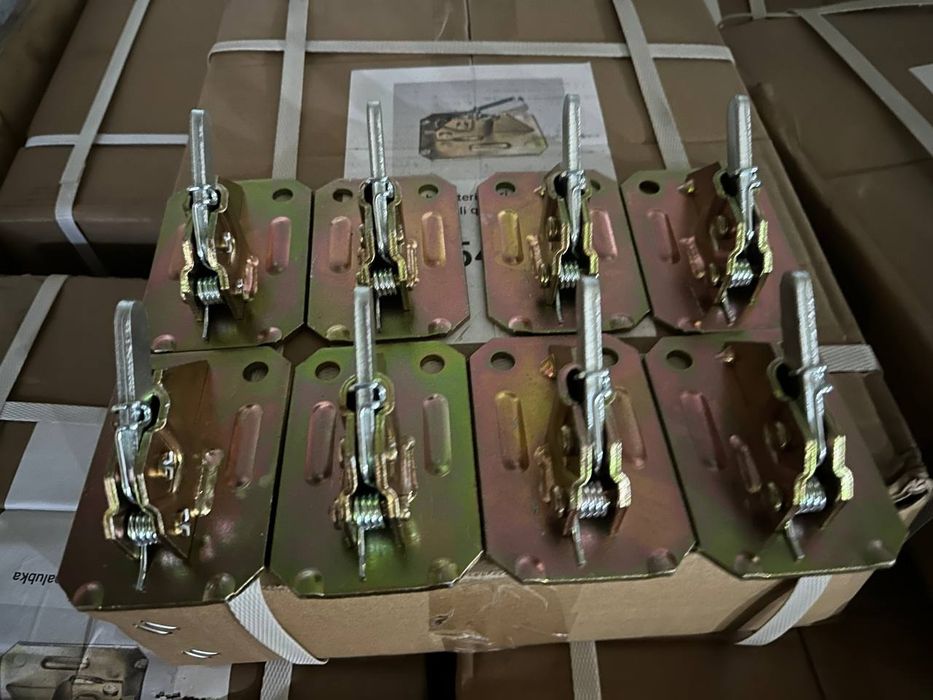 Зажим для аполубка.