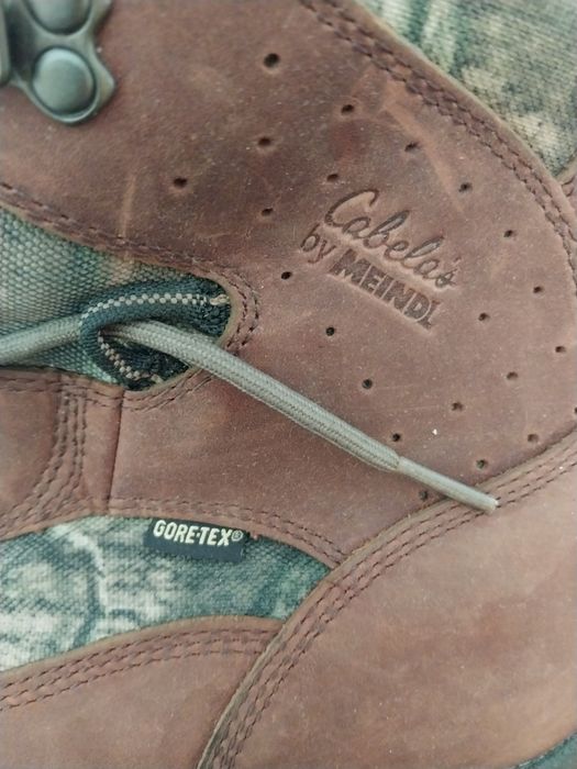 Зимние ботинки ,водонепроницаемые.