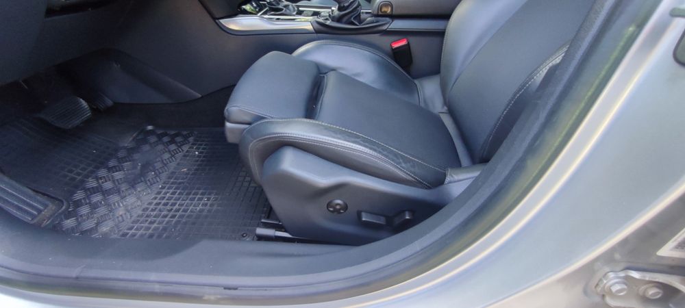 Vând peugeout 508 sw