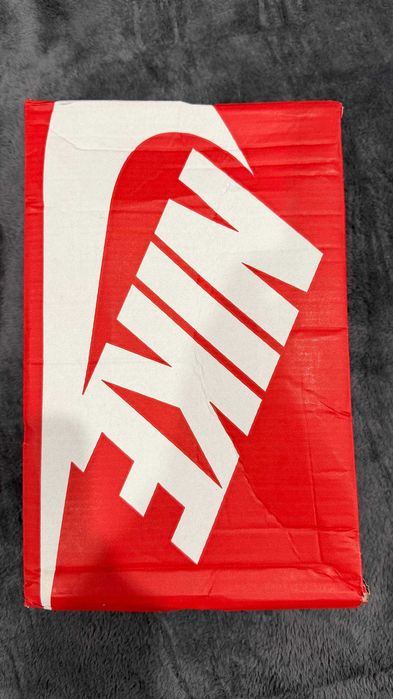 Nike    кроссовки