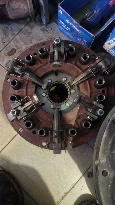 Piese de schimb pentru tractoare LTZ T40 Belarus