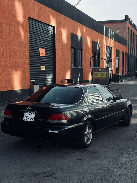 Продам авто honda inspire