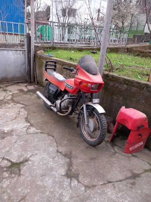 Продавам иж юпитер 5