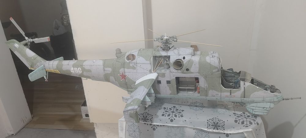Макет вертолёта Ми-24