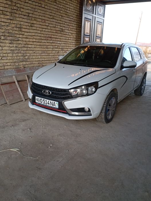 Lada vesta unversal