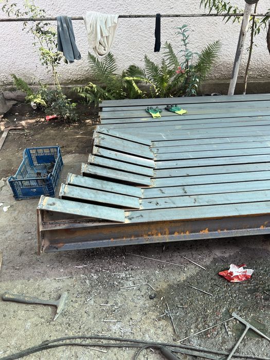 Vând hală metalică fără montaj pret 2800 euro