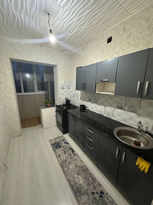 Kvartira sotiladi 1xona 2xona qilingan kv katta uylardan