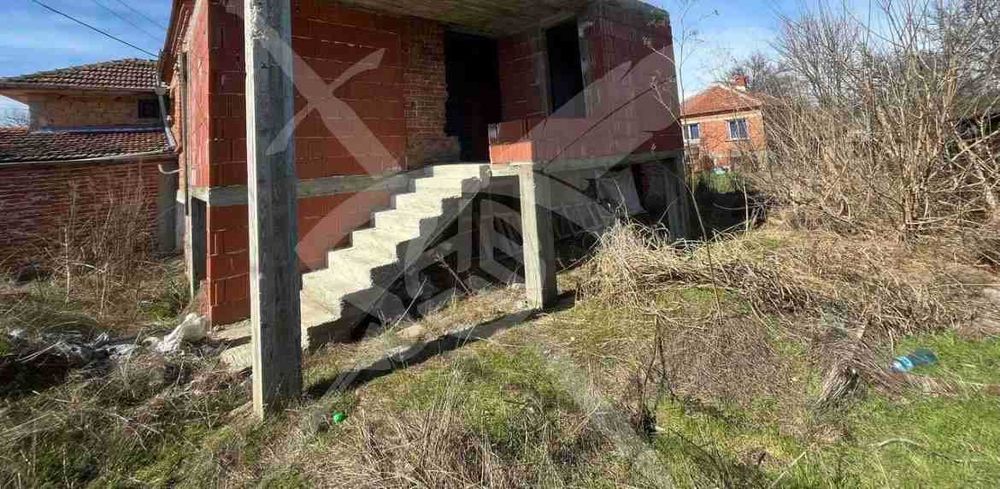 Къща в с.Лозарево! 99809