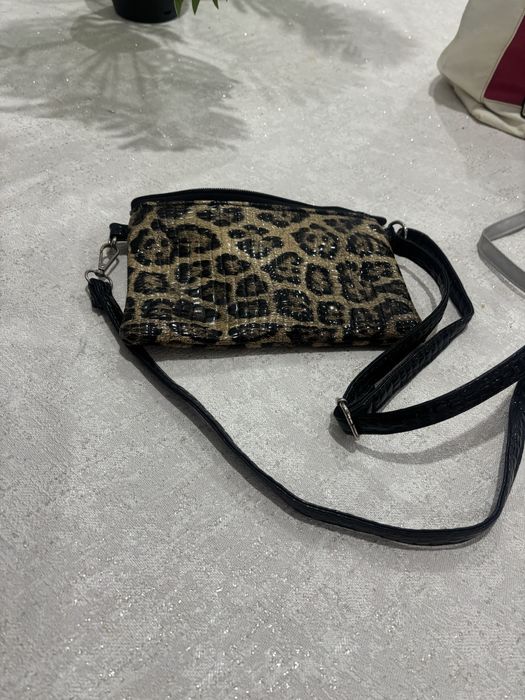 Сумки  Н О В Ы Е.      разные……