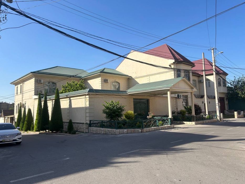 4.3 соток участка земли с домом на Никитина