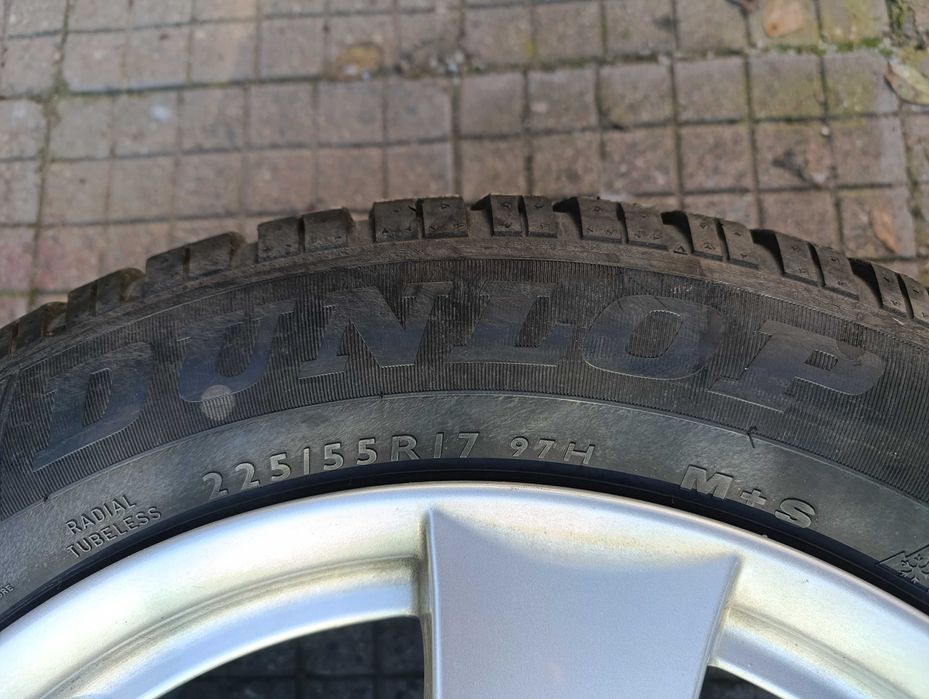 Dunlop Winter sport 225/55/r17