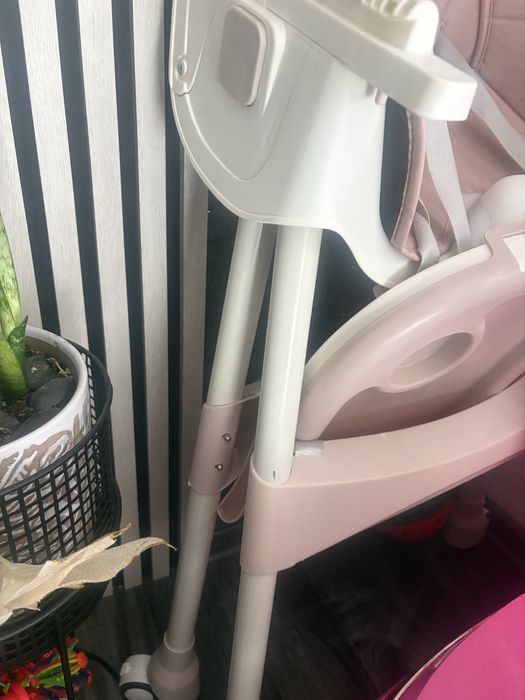 Scaun masa de bebe reglabil si pozitie de somn