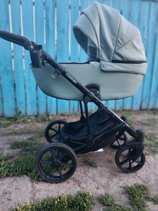 Продам детскую коляску