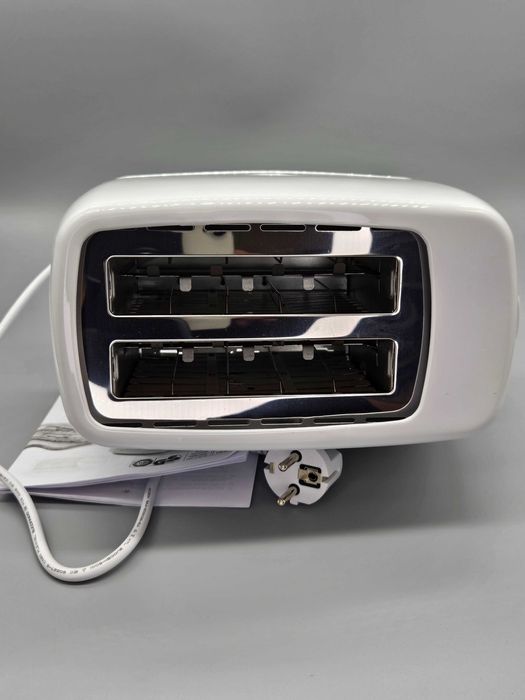 Тостер Home Essentials за 2 филии, 650 W – 6 степени ,тавичка за трохи