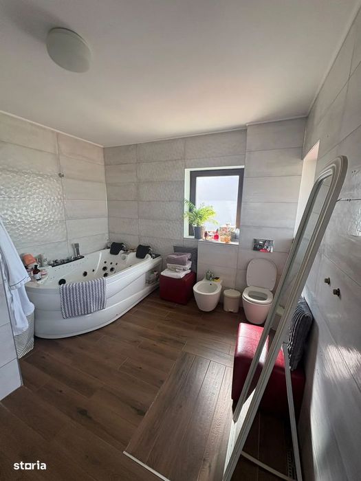Casa Moderna  langa Cluj - SU 166MP I Teren 750MP I Strada Privata