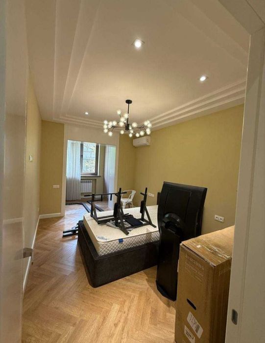 Продаётся 4/2/4 квартира, ул Тамара Ханум, МирзоУлугбекский р-н