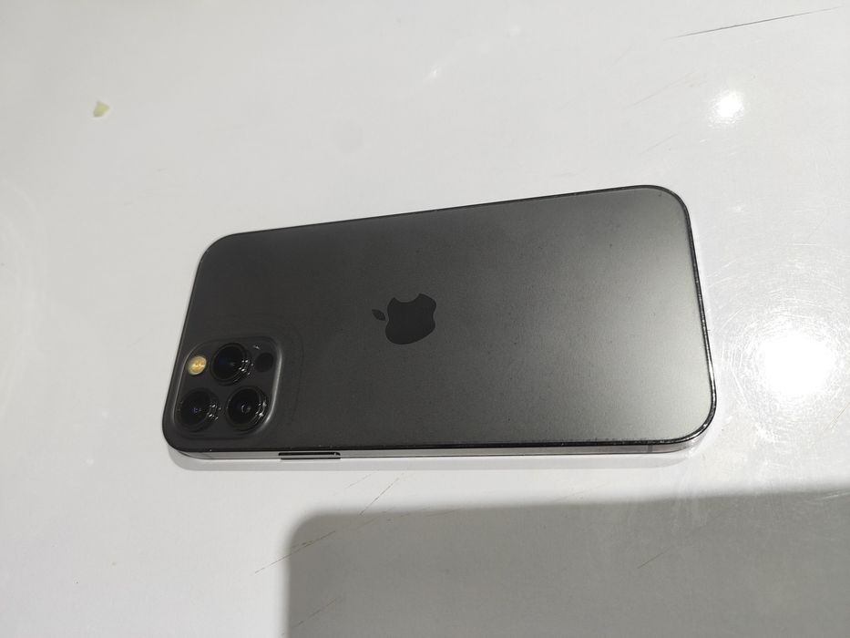 iPhone 12 про 128 Гб