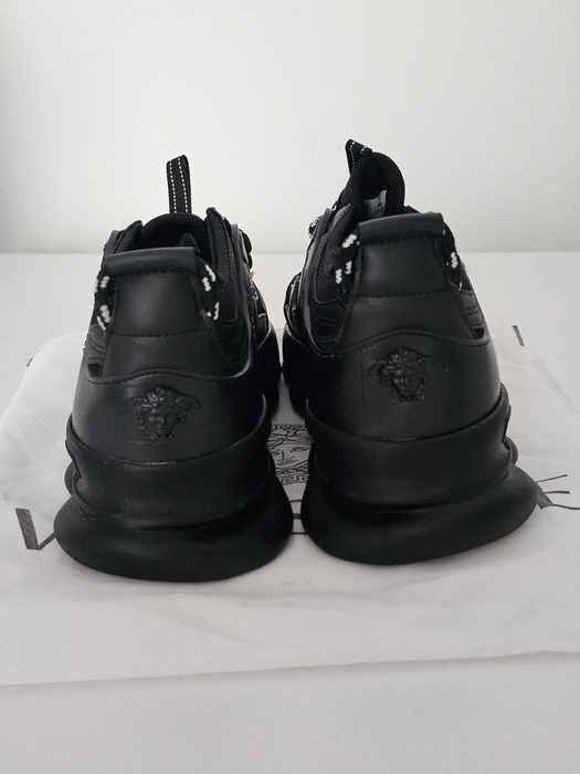 Versace chain reaction