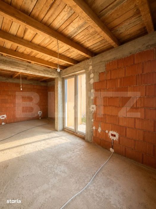 Duplex – 4 dormitoare, 127 mp, 305 mp teren, zona Dumbravita