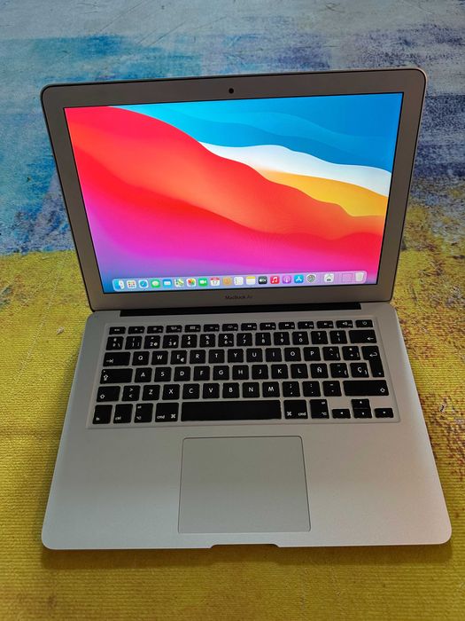 Laptop Apple mACBOOK AIR 2013-2014