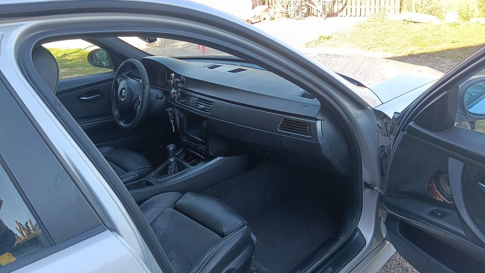BMW e90 anult 2005