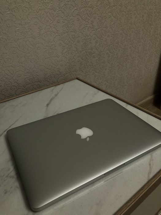 Продам Macbook pro