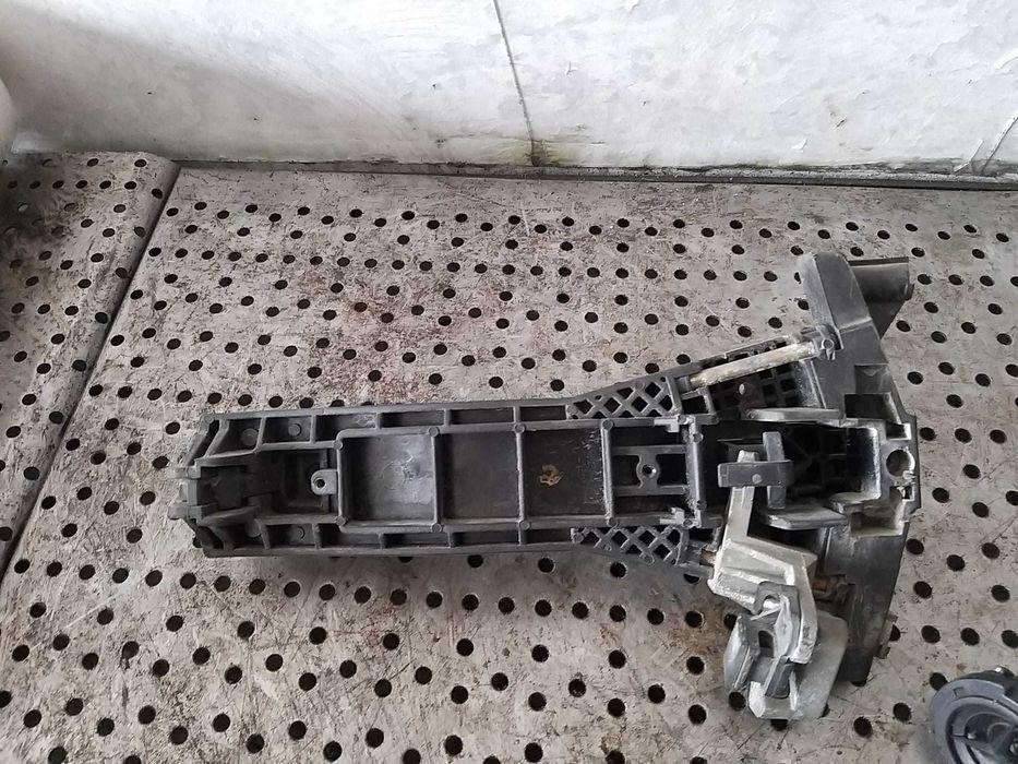 Maner usa dreapta fata mercedes a class w168