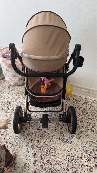 Продам детскую коляску
