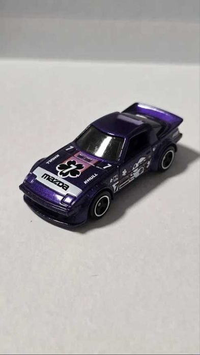 Hot Wheels — set 5 mașinuțe (Nissan 350Z, Tesla, Peugeot, Mazda)