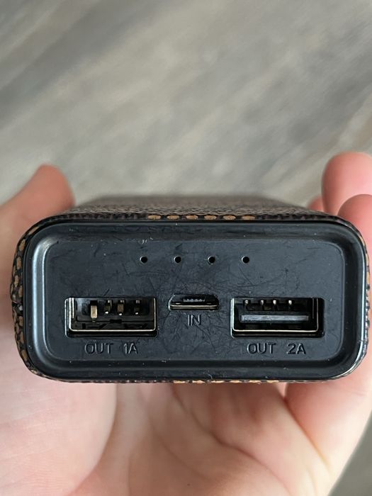 Стильный повербанк C7S 7000 mAh