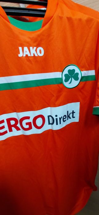 Футболна фланелка на Гройтер Фюрт