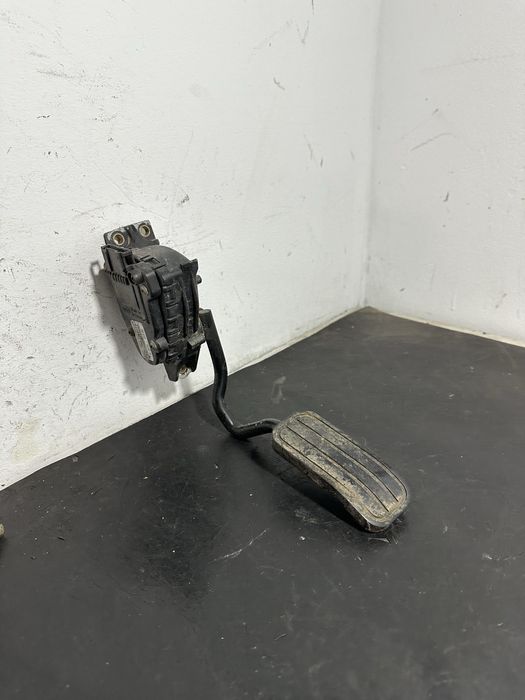 Pedala acceleratie Volkswagen Vw sharan 1.9 TDI AUY ASZ 116cp 131cp