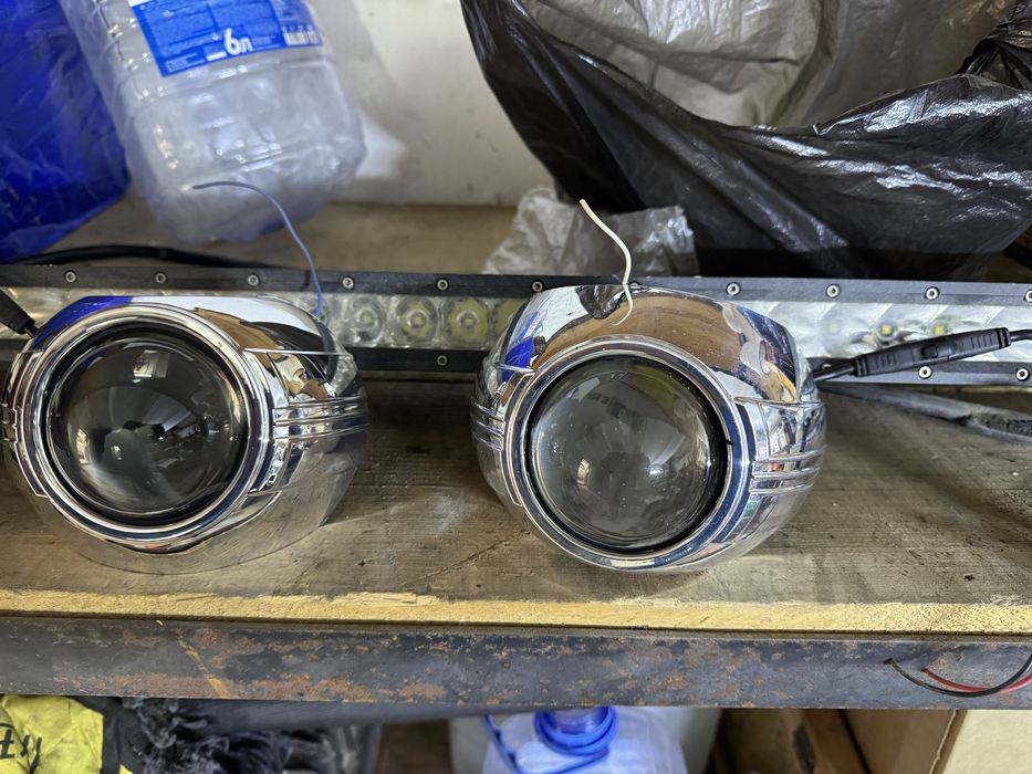 Леды и прожектор