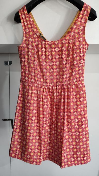 Страхотна пъстра рокля