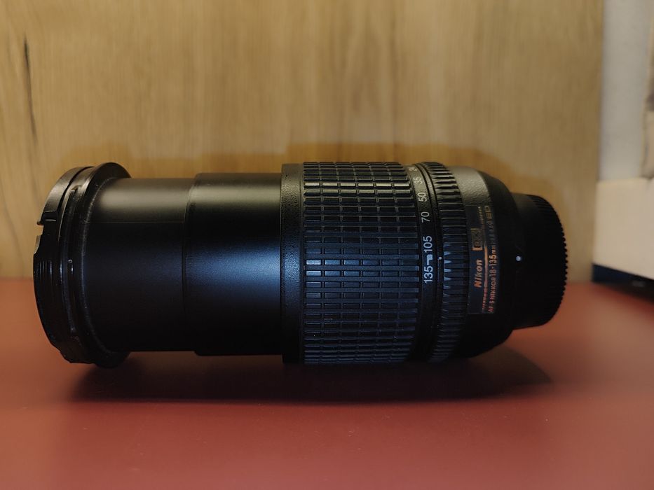 Объектив Nikon 18-135 DХ