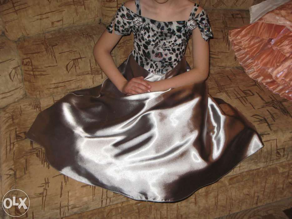 Нарядное платье