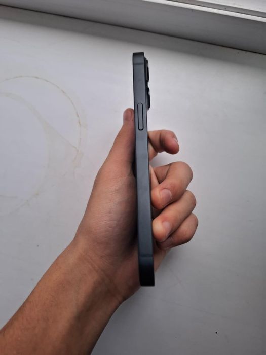 Iphone 13   128 ГБ ЕАС