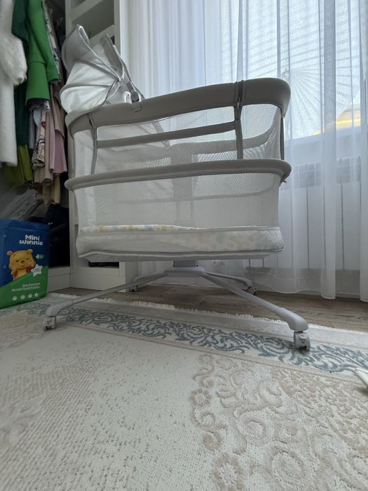 Продам детскую кроватку