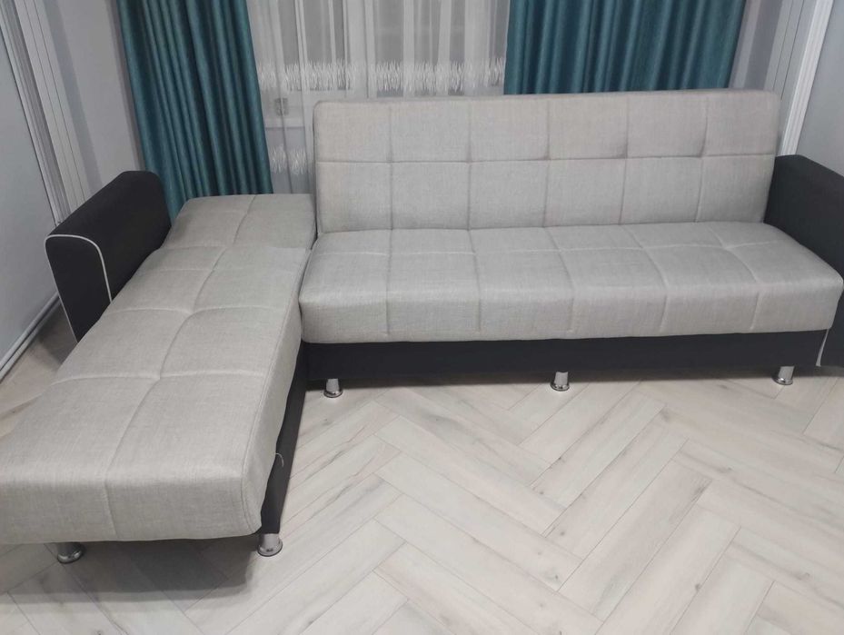 Colțar extensibil cu ladă