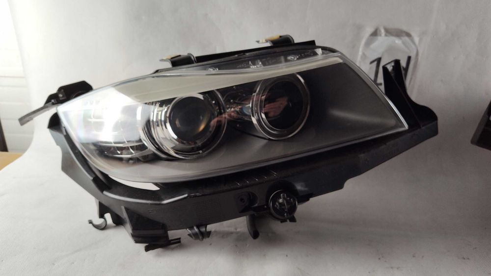 Bmw 3 E90 E91 lci far bixenon stanga dreapta faruri led xenon