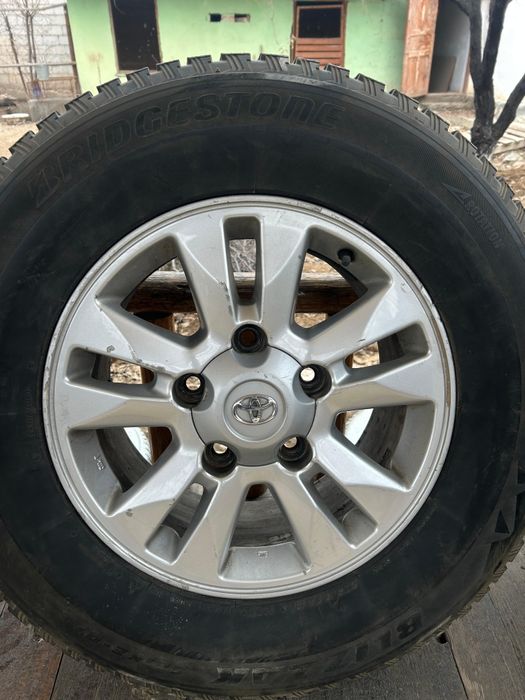 Диски с шинами на ланд крузер