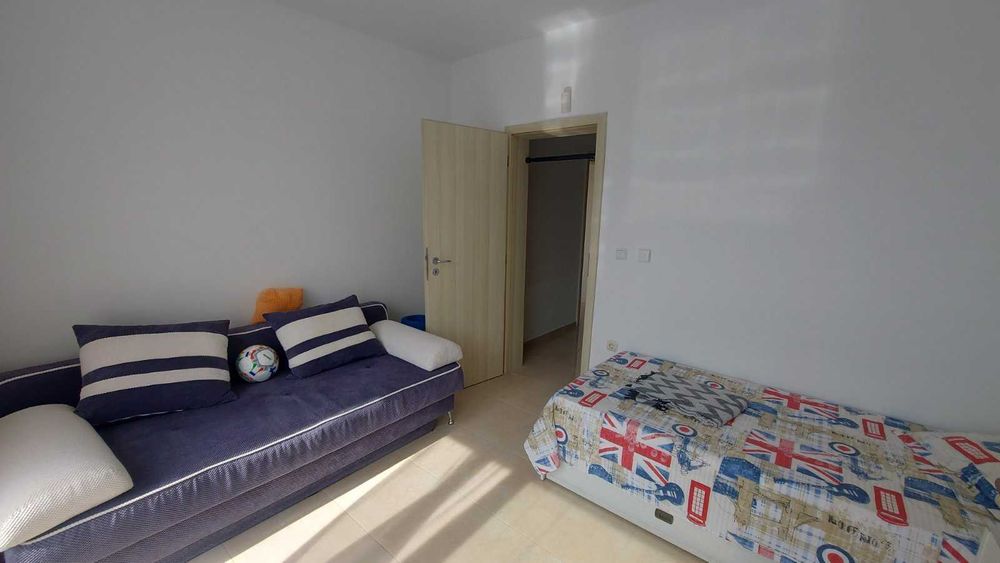 Тристаен апартамент с панорама море, Първа линия, Без такса