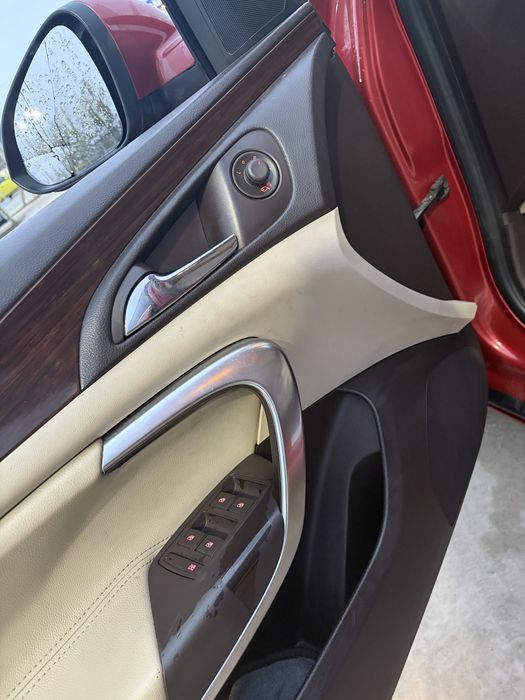 Vand Opel Insignia 2011