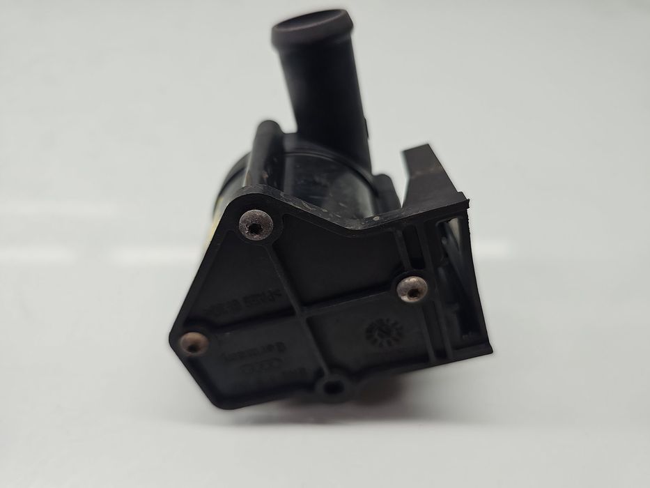 Pompa recirculare apa AUDI A4 (8K2, B8) [Fabr 2008-2015] 8K0965561A 2.