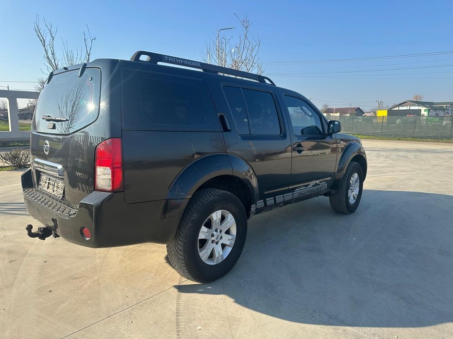Nissan pathfinder r51 4x4