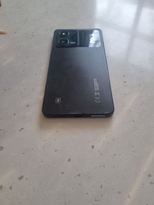 Поко х5 про  256