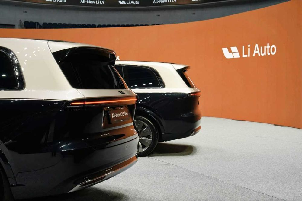 Livis L9 теперь в Узбекистане Новое поколение Lixiang Official Dealer