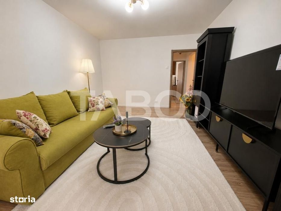 Strand etaj 1 Apartament decomandat 50 mpu balcon pivnita
