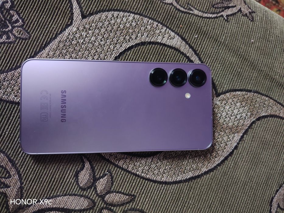 Самсунг с 25 256 гб