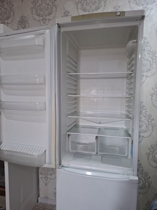 Продам холодильник